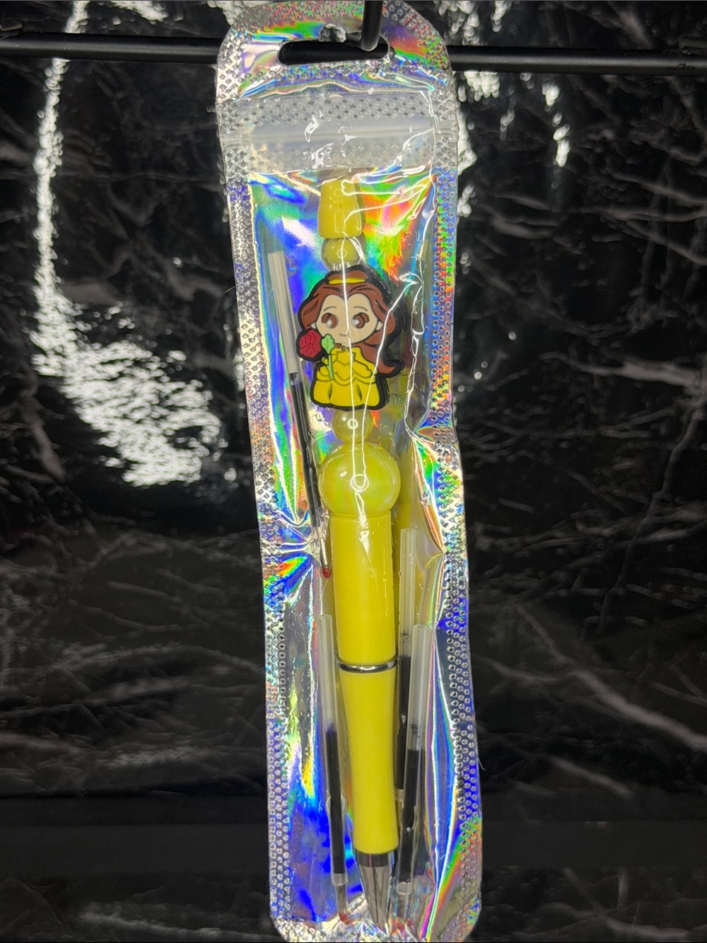 Belle Focal Bead Pen
Black and Blue ink